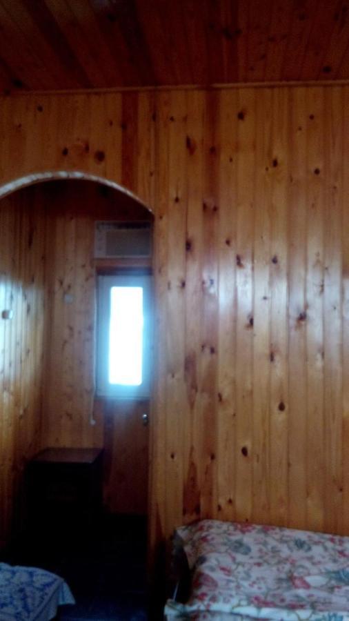 Guest House On Apskha Leona 12 ガグラ エクステリア 写真